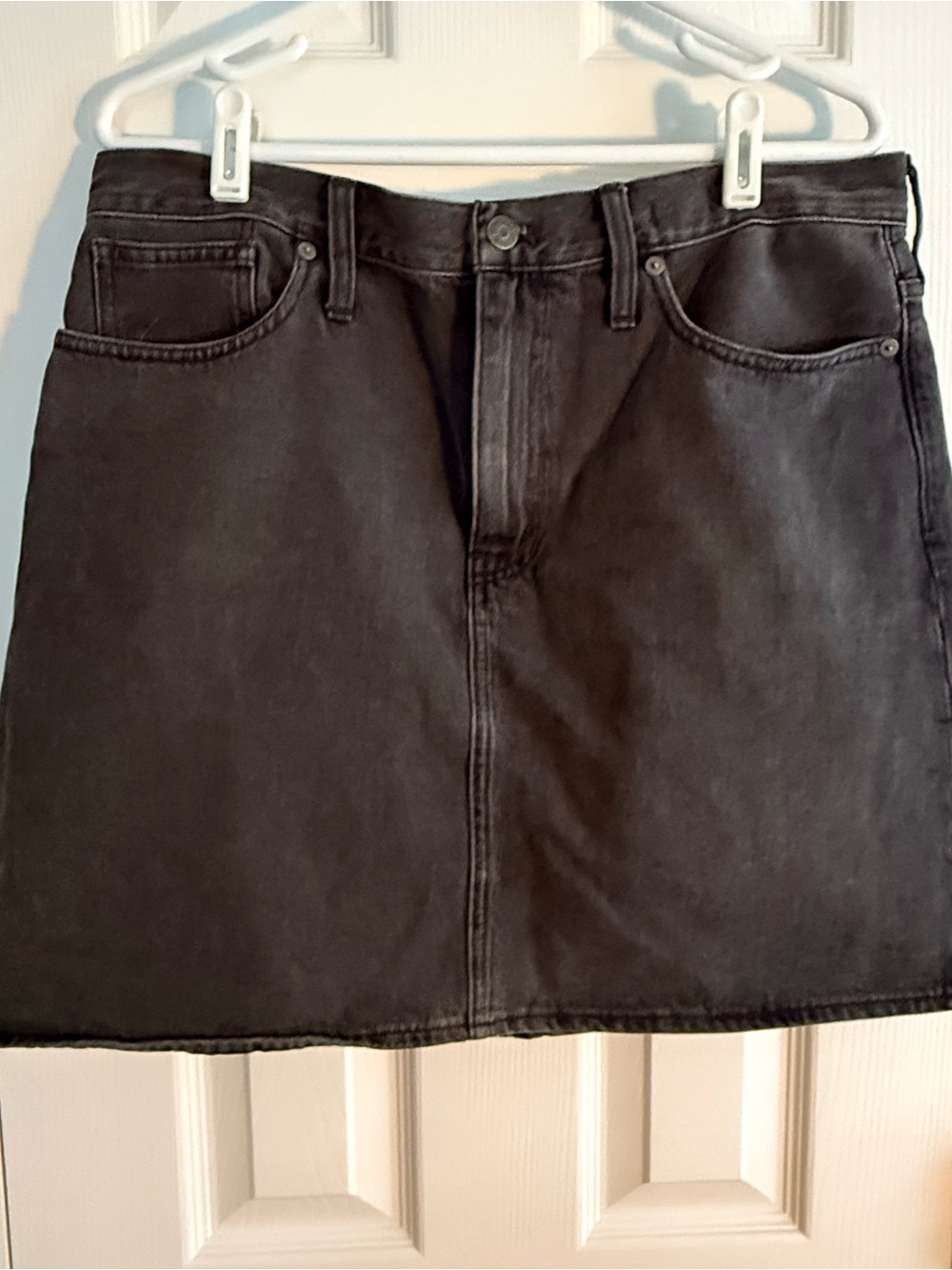 Madewell Black Mini Denim Skirt, size 31
